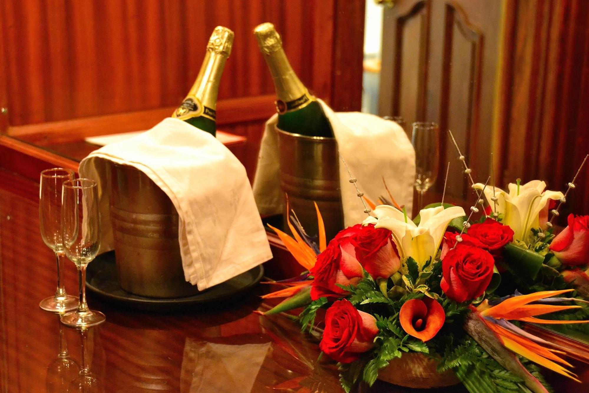 Muthu Sovereign Suites & Spa, Limuru Road, Nairobi Exterior foto